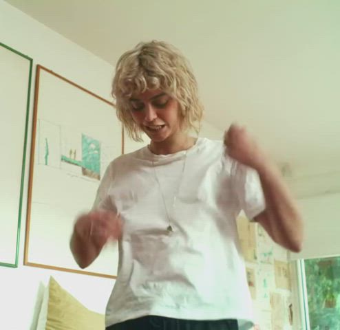 blonde celebrity dressing italian natural tits tits topless clip