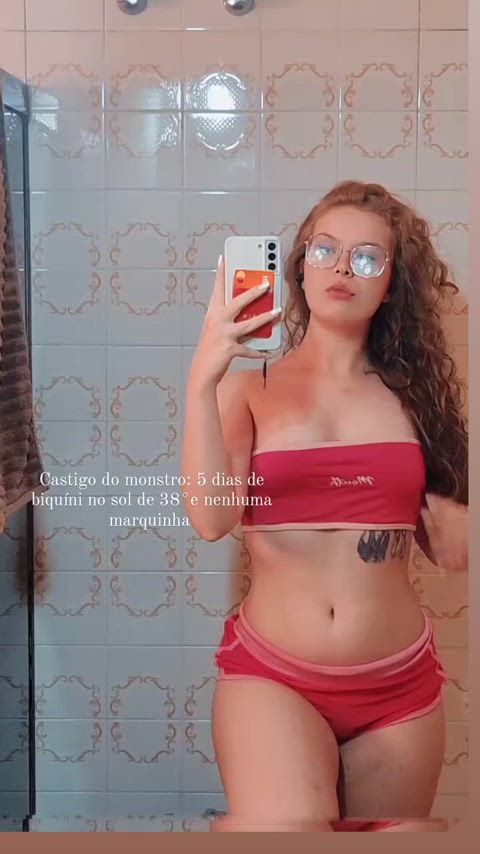 blonde curvy pale shorts thick thighs clip