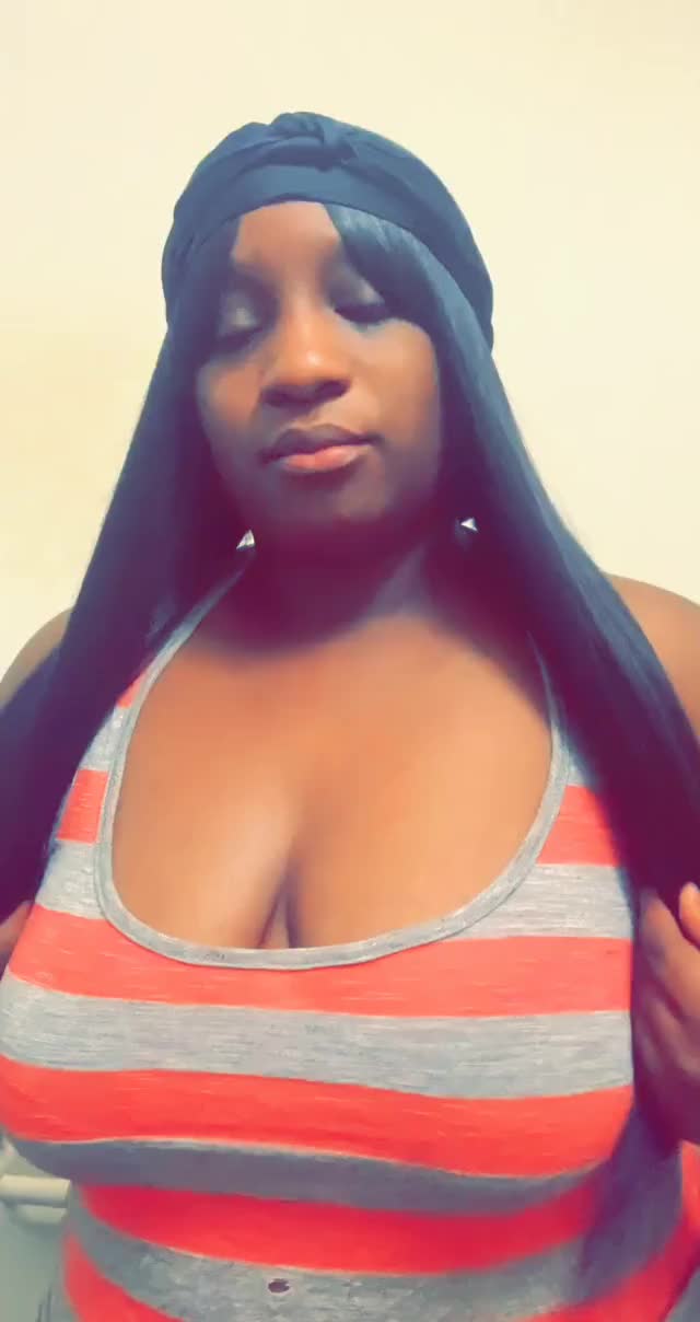 Hey daddy. ?. ‼️‼️100% natural ebony princess ??‍♀️⚡ frequent post??‍♀️