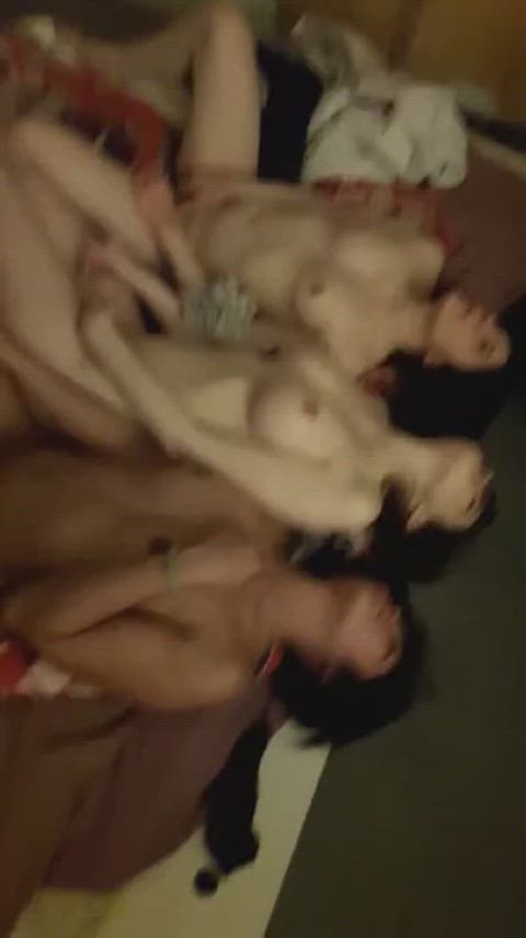 amateur blowjob boobs friends girlfriends group group sex party teen tits clip