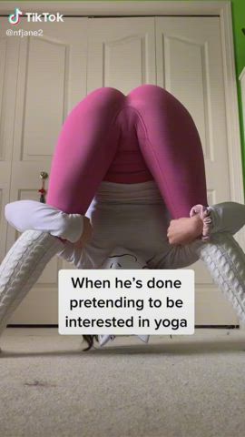 Bending Over Camel Toe TikTok Yoga Pants clip