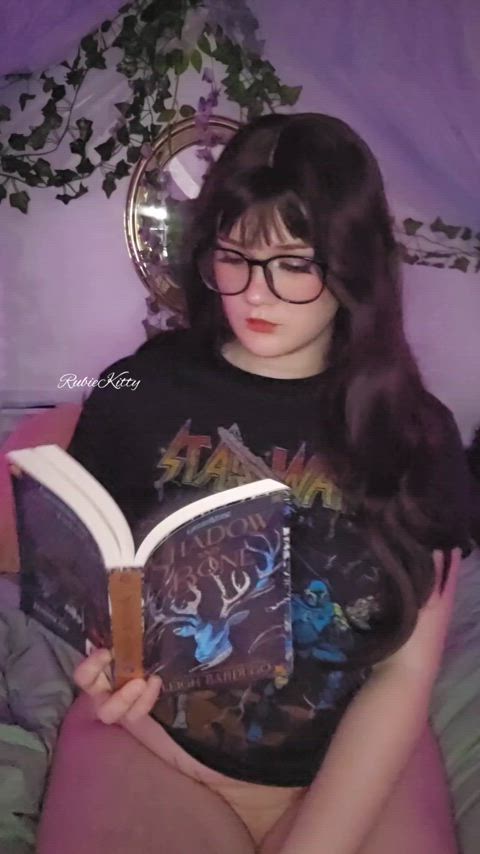 [F] Sometimes I just get too horny when I read to wait