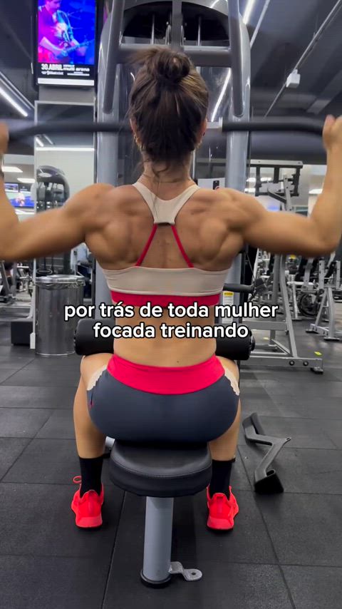 fitness gym muscles muscular girl portuguese workout clip