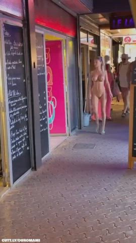 amateur big tits boobs exhibitionism exhibitionist exposed nudity public clip