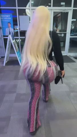 big ass booty fake ass clip