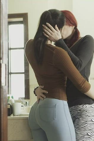 Big Tits Kissing Lesbians Licking Nekane Pussy Licking Redhead Porn GIF by high2411