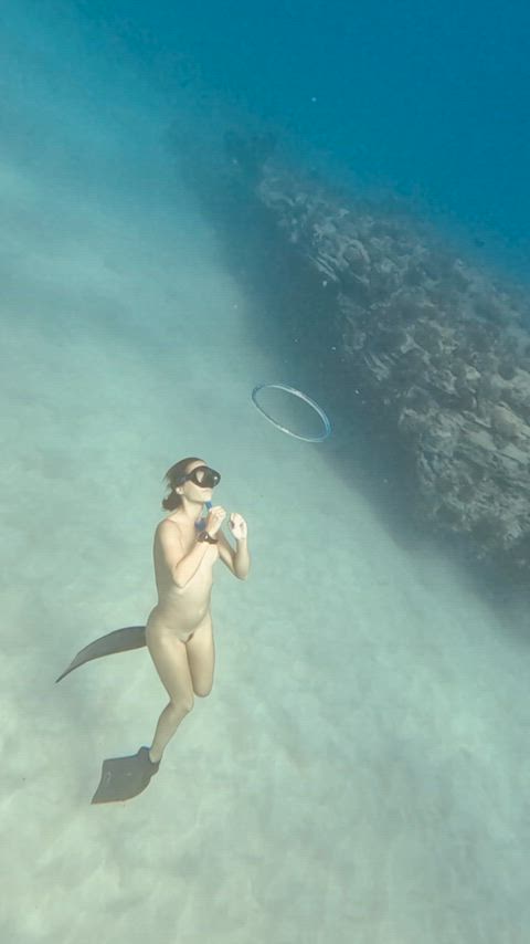 I love diving naked!