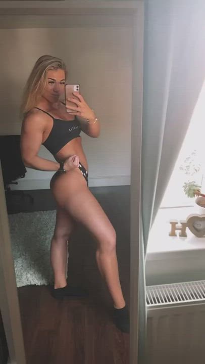 Ass Bikini Bodybuilder Fitness Muscular Girl Pawg Tanned clip