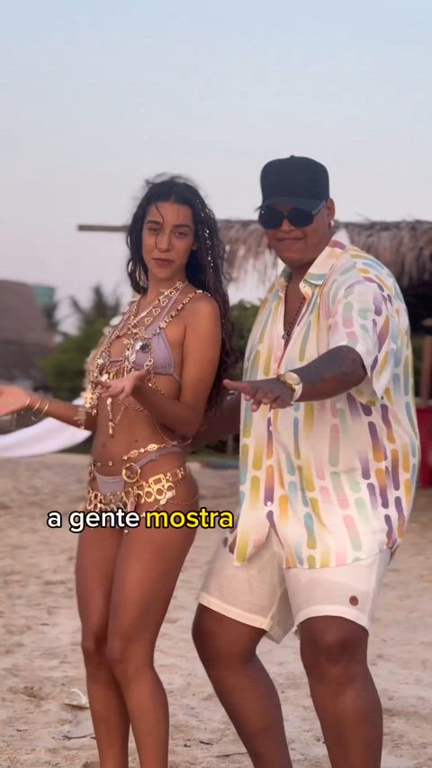 ass beach bikini brazilian celebrity dancing clip