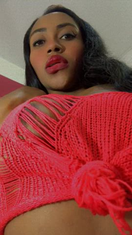 Big Tits Camgirl Curvy Ebony Latina Lipstick Nipples Seduction clip