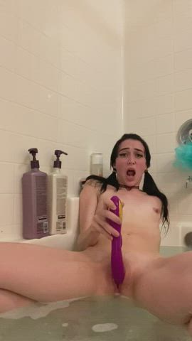 bathtub clit rubbing pussy vibrator clip