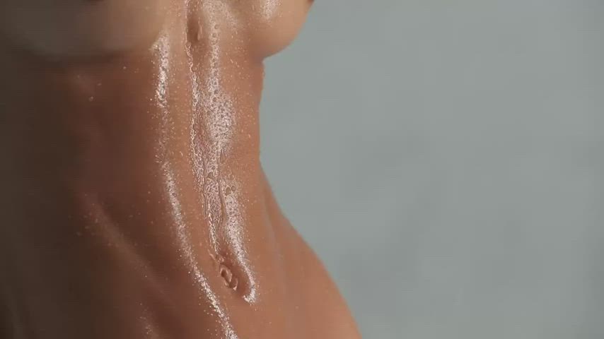 Cute Muscular Girl Sweaty Sex clip