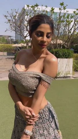 Nikki Tamboli and her heavy milkers.... 💦💦💦