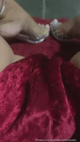 blonde fingering pussy clip