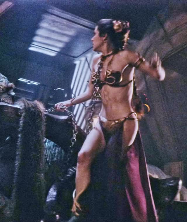 Carrie Fisher slave Leia 2 4k (1)