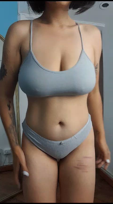 huge tits latina natural tits seduction sensual tits undressing clip
