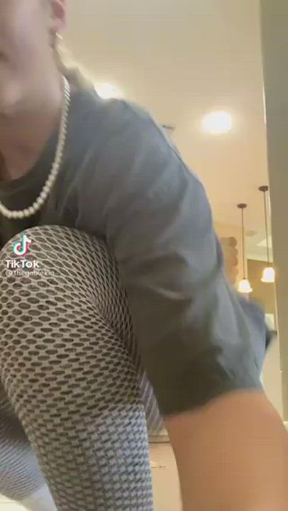 Latina Thick TikTok clip