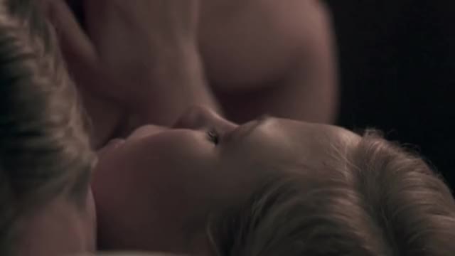 Benedict Cumberbatch - sex on top, kissing neck in Parade's End [NSFW]