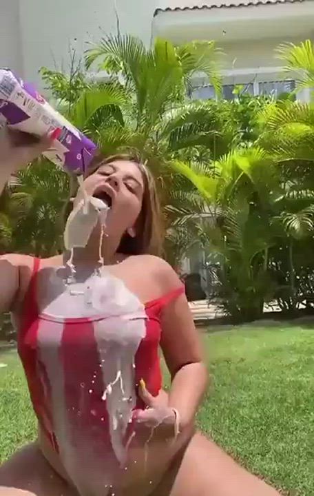Colombian Isabella Wet clip