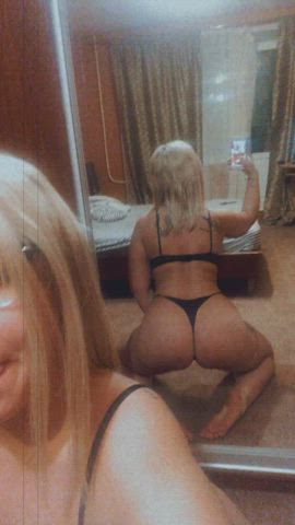Ass Blonde Mirror OnlyFans clip