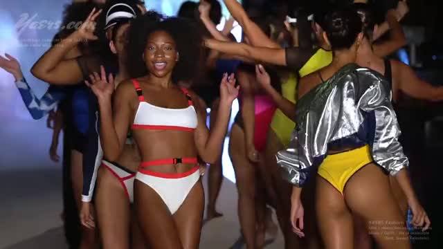 SI Swimsuit Swimwear Bikini Fashion Show SS 2019 Miami Swim Week 2018 Paraiso Fashion