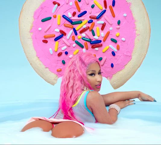 big ass milk nicki minaj twerking thick-booty clip