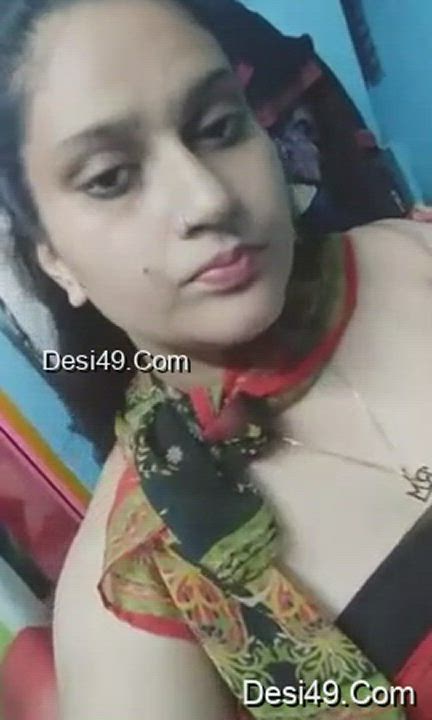 🎉🎉😍😍Exclusive- Super Cute Look Desi Bangla Girl Showing Her Boobs 😍😍💋💋