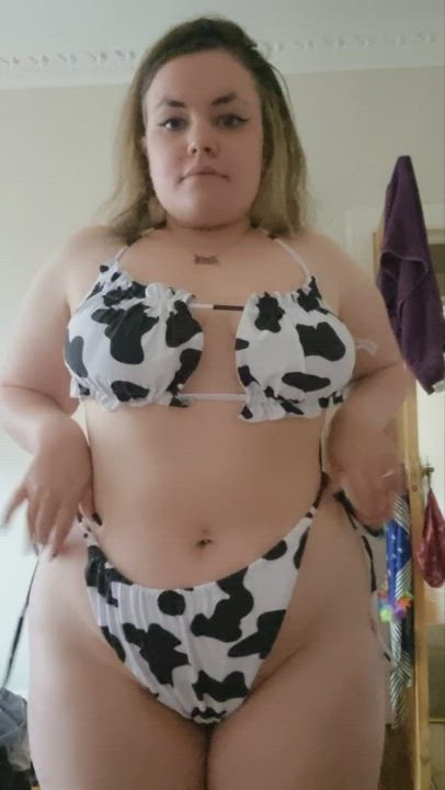 Excuse the bed hair, I just really wanted to try this bikini on!