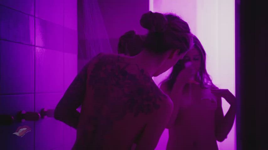 lesbian marsfoxxx shower clip