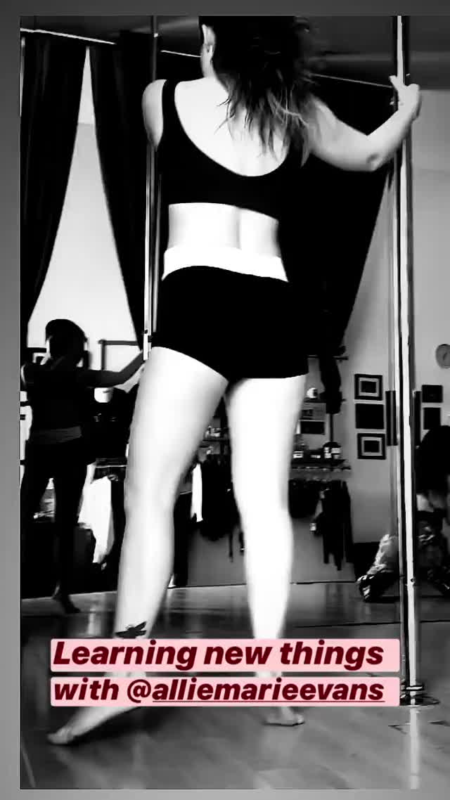 Dancing clip