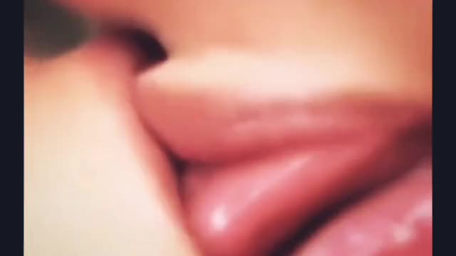close up kissinng and ass licking