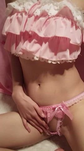 Video 5 Sample: Pink cake underwear