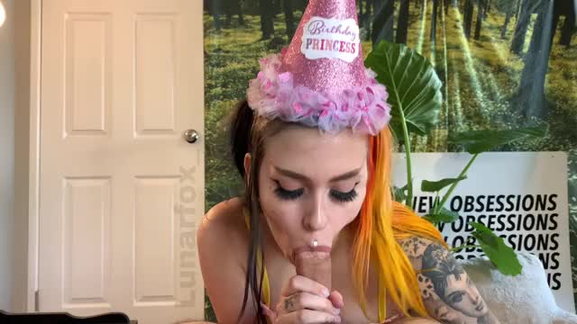 Birthday princess gives daddy a blow job with a facial ending! ?✨