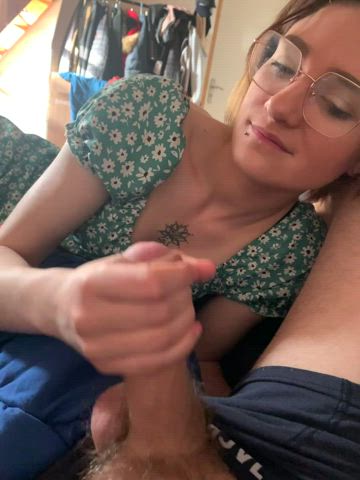 Amateur Blowjob Glasses Masturbating Mature clip