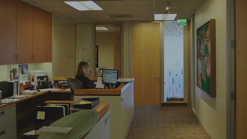 Horny mature milf Laura Dern getting it rough in office in Big Little Lies (2017)