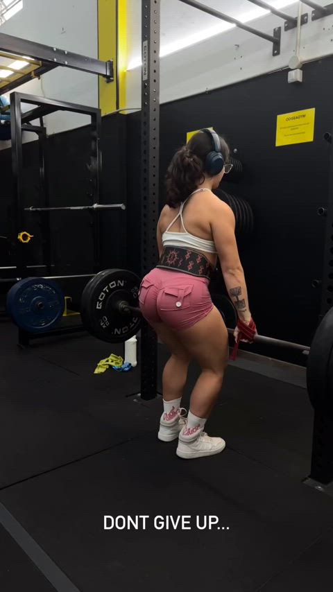 ass big ass gym latina legs muscular girl teen thick thighs thighs workout clip