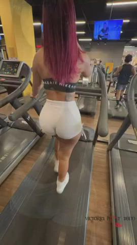 big tits gym public clip