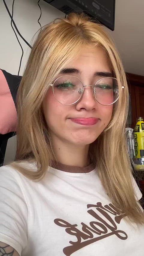 braless colombian cute glasses see through clothing tiktok tik-tok clip