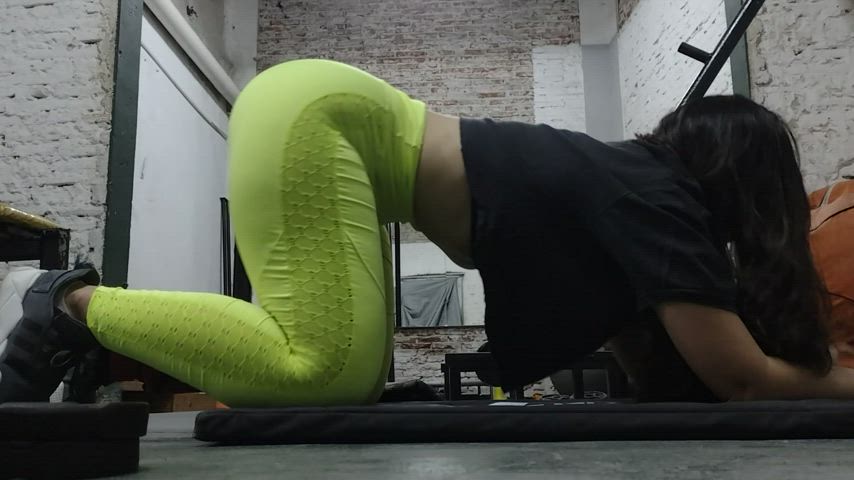 argentinian ass big ass fitness gym latina clip