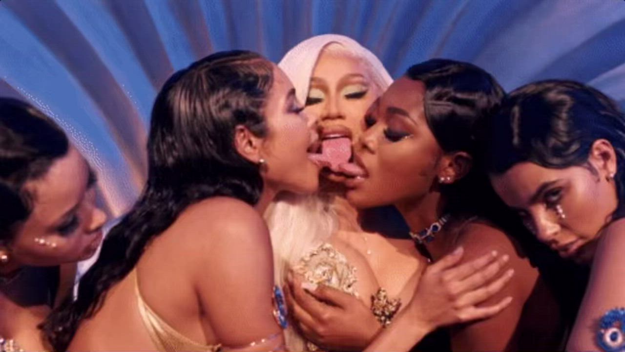 Cardi’s new video has me so hard, need a bud to help me finish to her fat ass