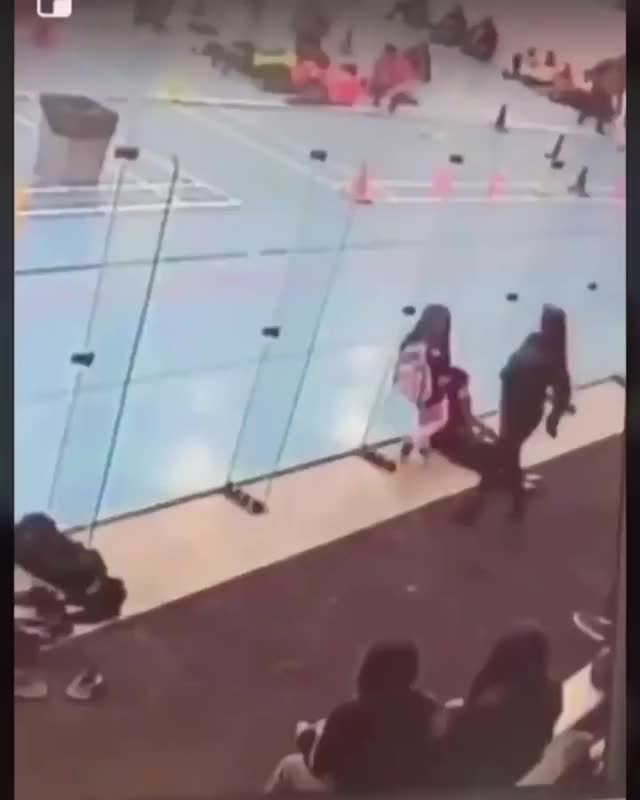  clip