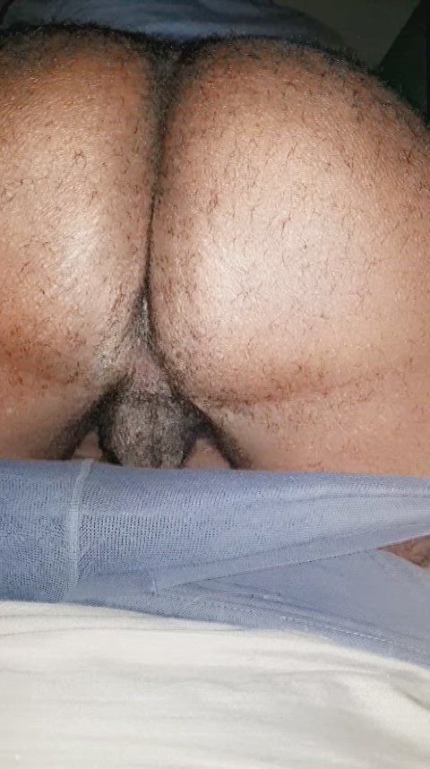 Hairy thick ass anyone? (Vers)