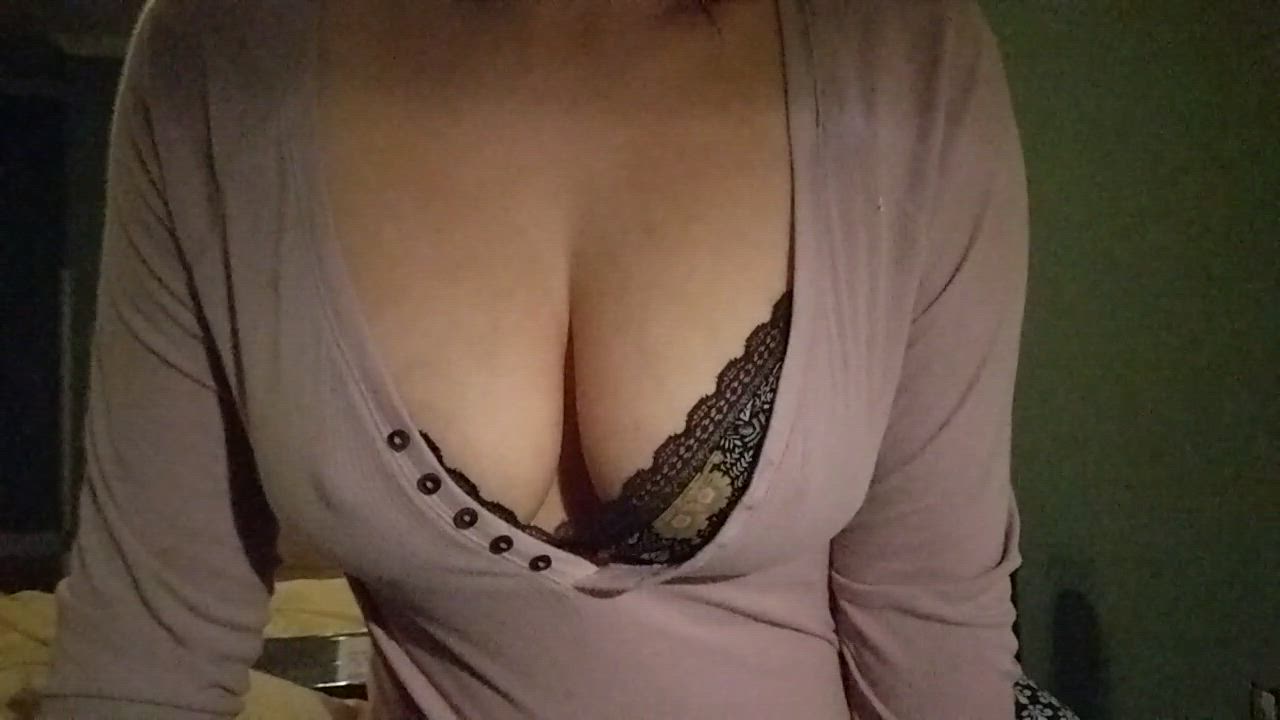 Boobs Bouncing Slow Motion clip