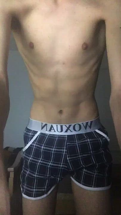 19 college twink looking for dominant top. i show face if you do. send pic when you