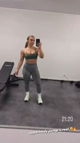 Fitness Gym Leggings Muscular Girl clip