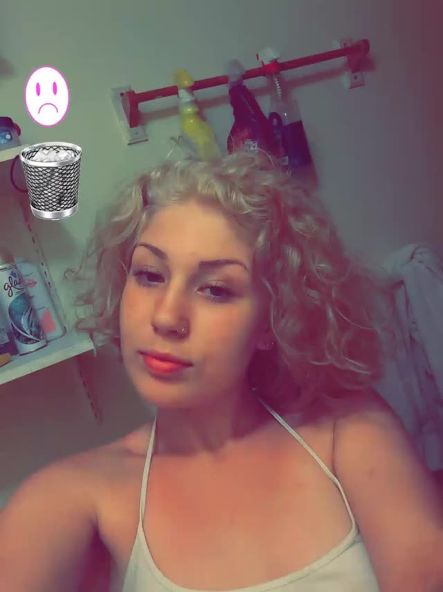 Snapchat-1968071369