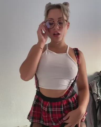 ass big ass blonde booty glasses latina schoolgirl skirt thong clip