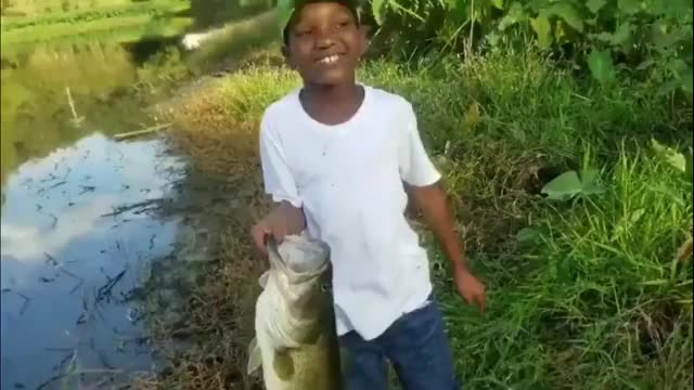 This Adorable Video Of A Florida Boy Releasing His Biggest Catch Will Make You Smile!