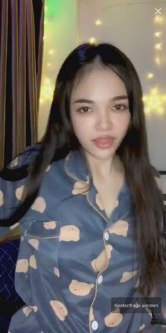 Nipples Nipslip TikTok clip