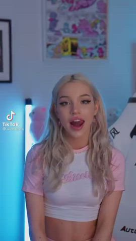 Blonde Teen Tongue Fetish clip